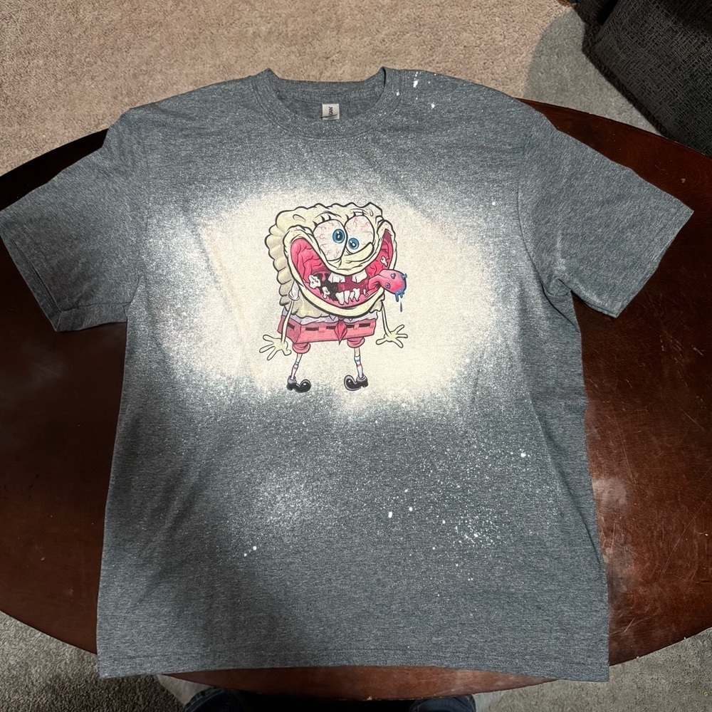 Ugly SpongeBob SquarePants T Shirt Adult Size Large Gray & White Splatter Design